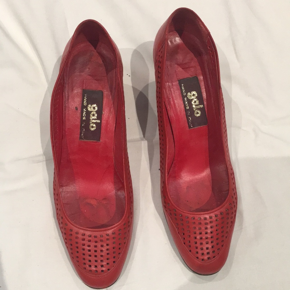 Vintage Galo Red Shoes